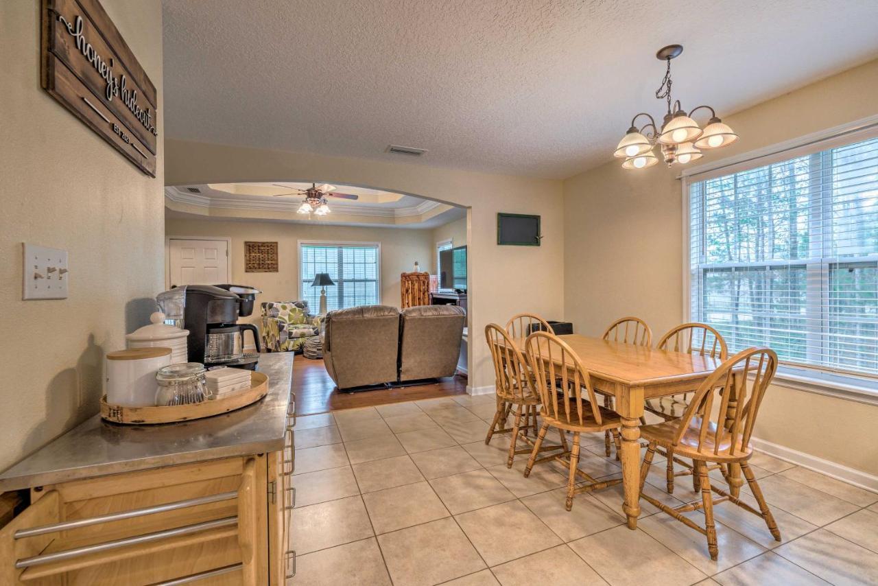 Вилла Honeys Hideout Less Than 1 Mile To River Access! Steinhatchee Экстерьер фото